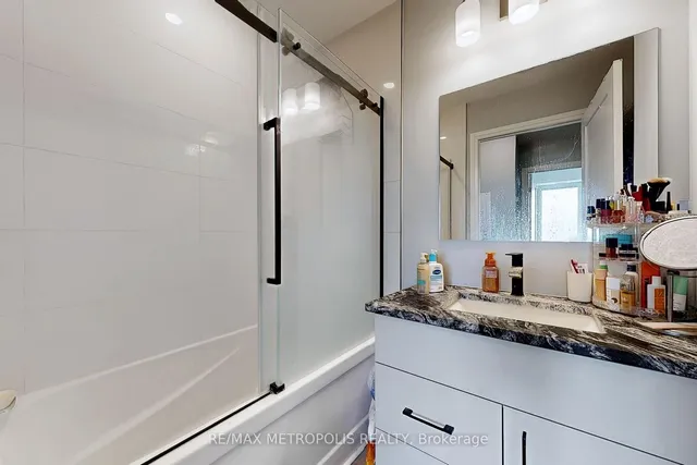 Additional image 17 of 108 Garment St Unit 508