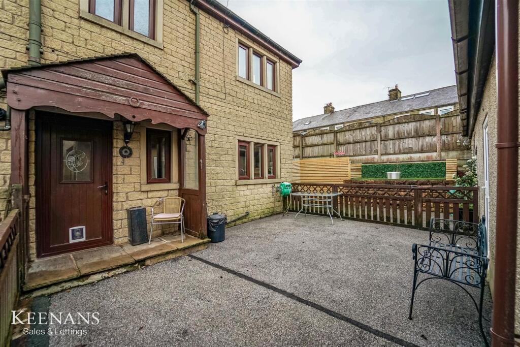 Additional image 50 of Barrowford Road, Colne