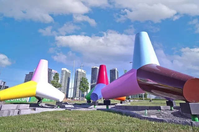 Additional image 7 of 85 Mcmahon Dr Unit 1806