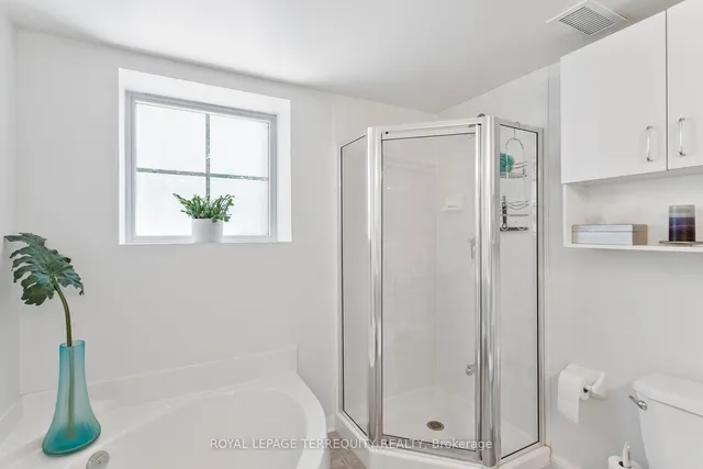 Additional image 24 of 1801 Bayview Ave Unit 201