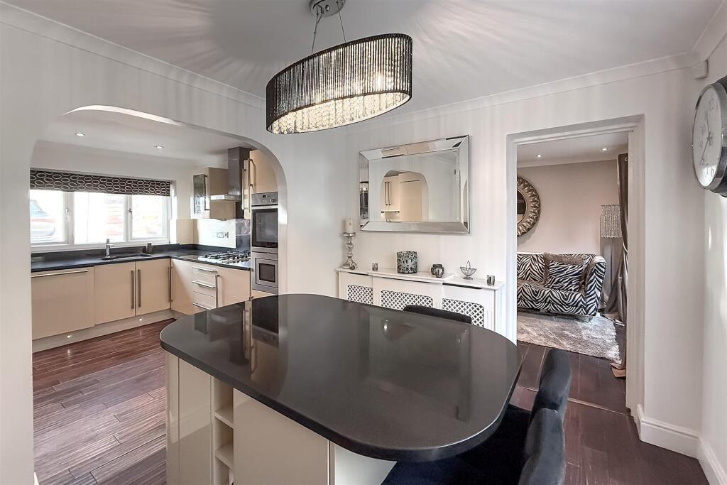 Additional image 4 of Newlyn Close, Bricket Wood