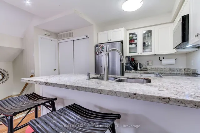 Additional image 8 of 760 LAWRENCE AVE Ave Unit 98