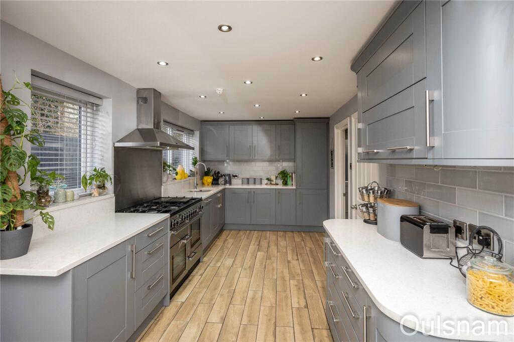 Additional image 34 of Sedgefield Walk, Catshill, Bromsgrove, Worcestershire, B61