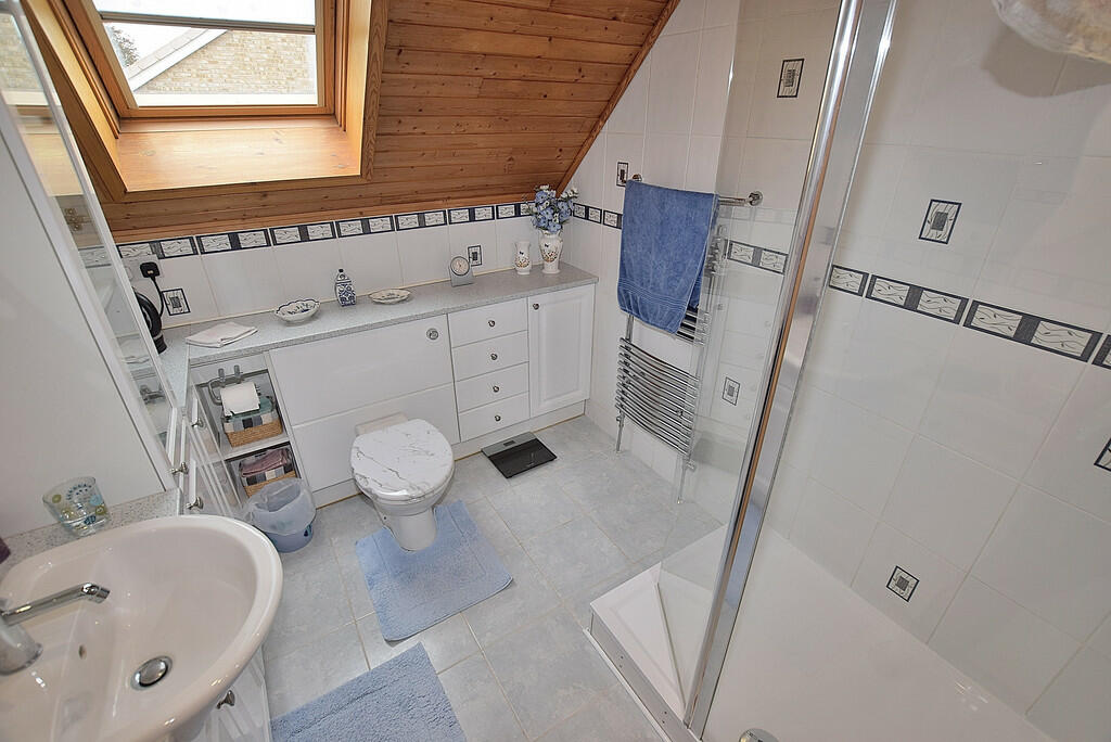 Additional image 17 of Whitefields Drive, Richmond