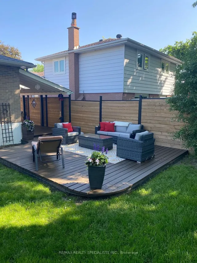 Additional image 39 of 63 Lockton Cres