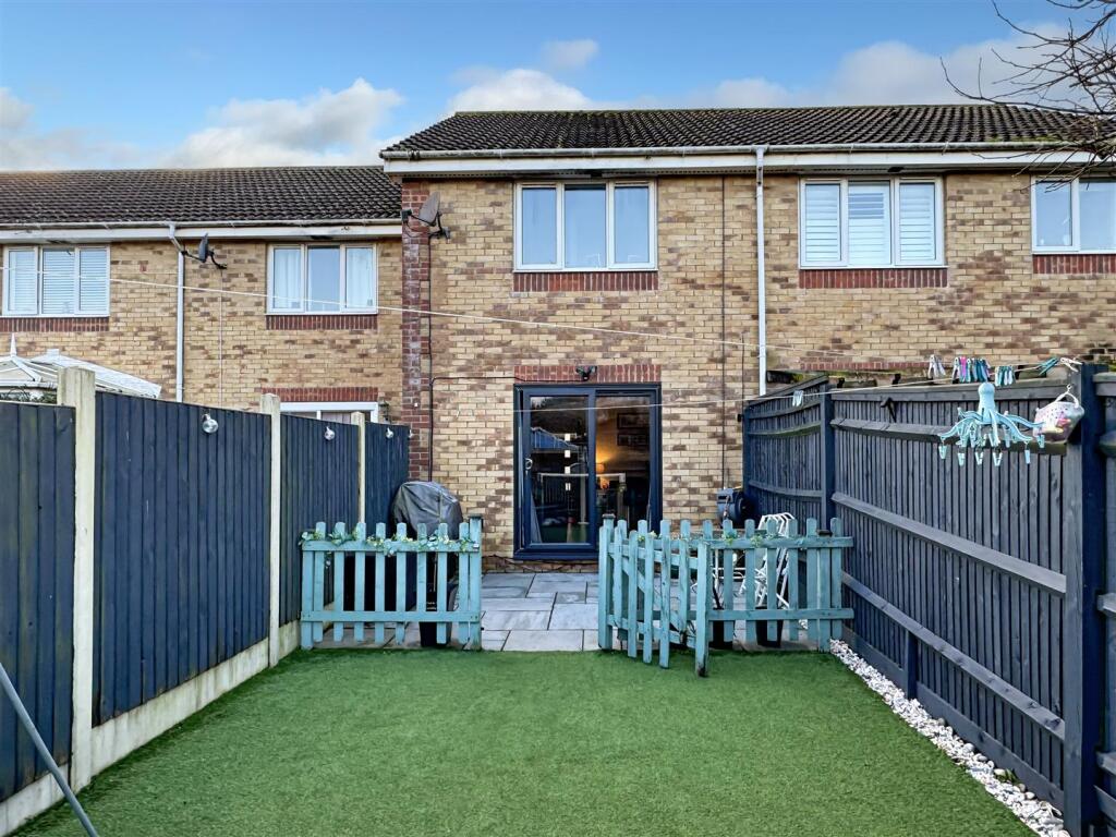 Additional image 10 of Linnet Close, Littlehampton