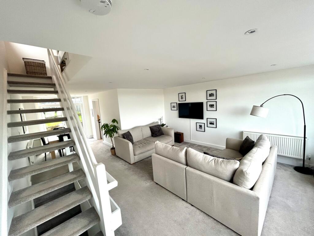 Additional image 4 of Yew Tree Close, Yeovil, BA20