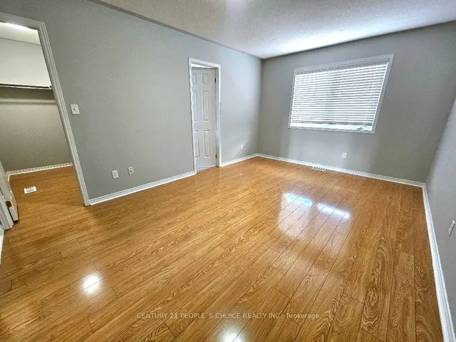 Additional image 24 of 561 Lott Cres