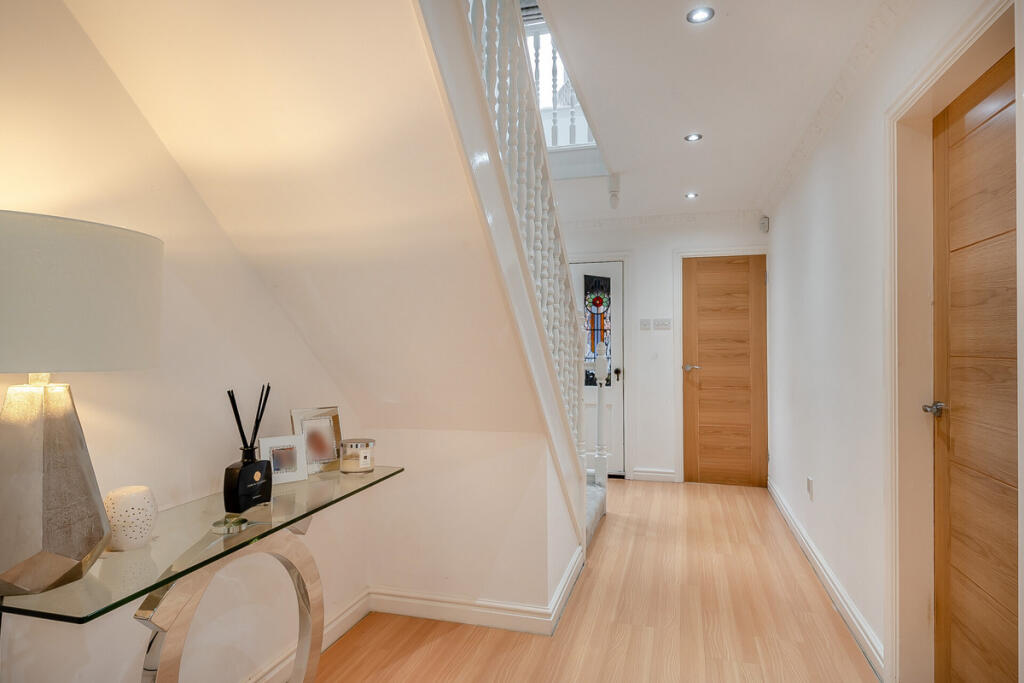 Additional image 5 of The Colesleys, Coleshill, Warwickshire B46 3BU