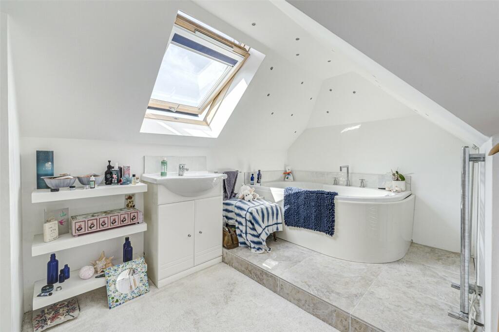 Additional image 22 of Sunny Close, Goring-by-Sea, Worthing, West Sussex, BN12