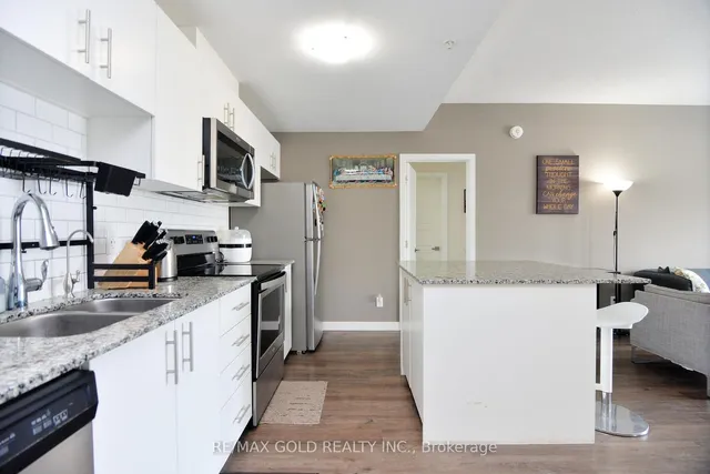 Additional image 8 of 175 Commonwealth St Unit 107