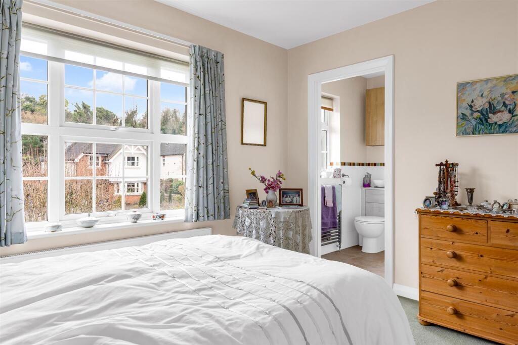 Additional image 21 of New Place, Welwyn