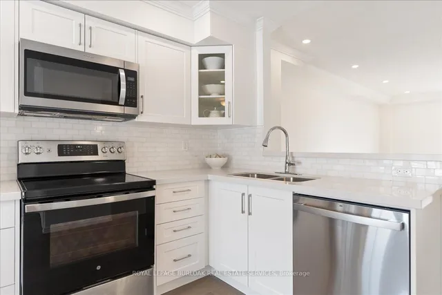 Additional image 6 of 3480 Upper Middle Rd Unit 16