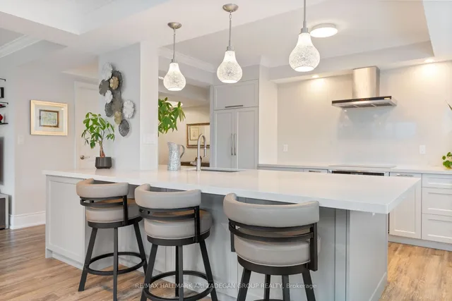 Additional image 11 of 28 William Carson Cres Unit 721