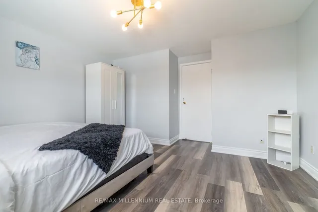 Additional image 24 of 52 Village Crt