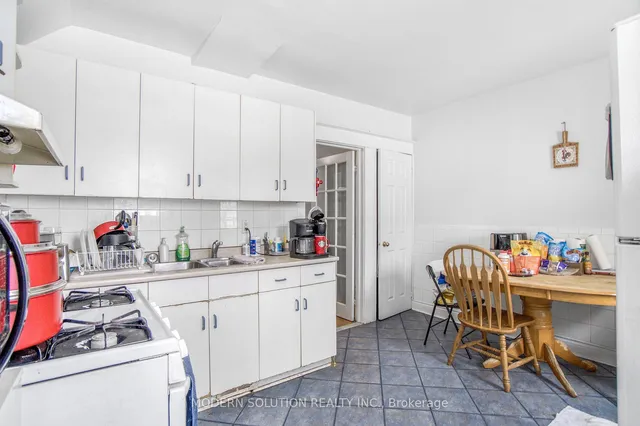 Additional image 12 of 2 Rockwell Ave