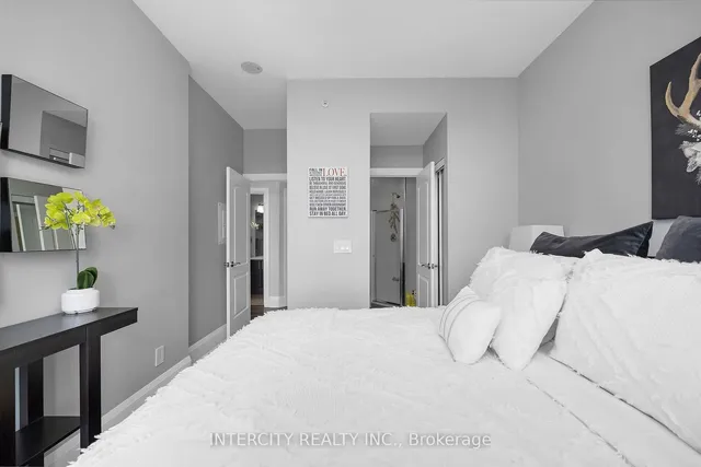 Additional image 19 of 45 Yorkland Blvd Unit 1106