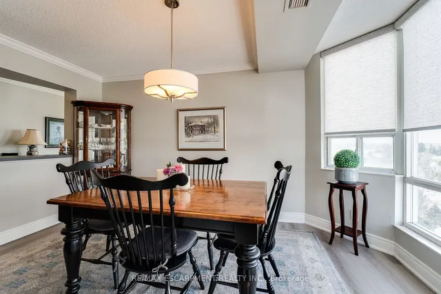 Additional image 15 of 5280 Lakeshore Rd Unit 801