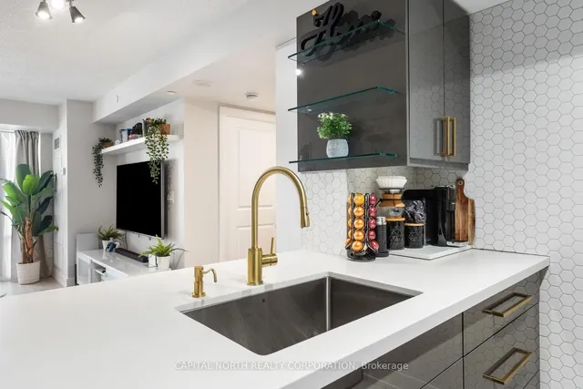 Additional image 11 of 6 Eva Rd Unit 705