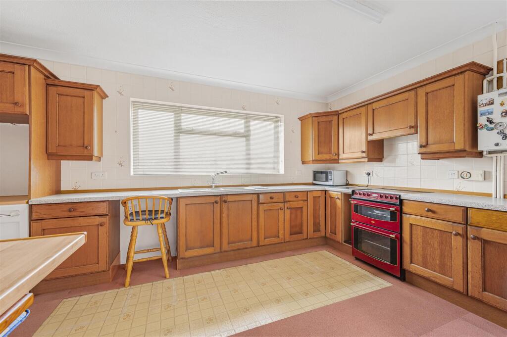 Additional image 12 of Victor Close, Seaford