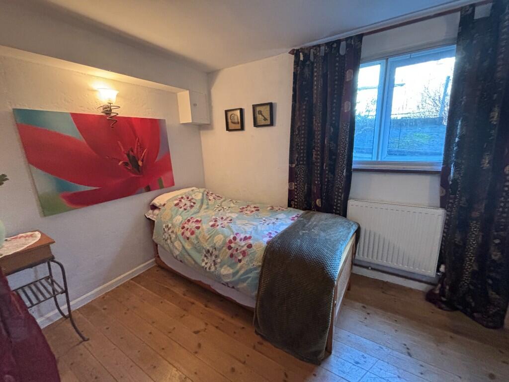 Additional image 13 of BH18 CHARBOROUGH ROAD, Broadstone