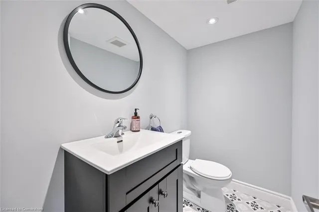 Additional image 33 of 1176 Duignan Crescent