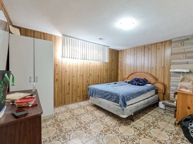 Additional image 40 of 7660 Darcel Ave