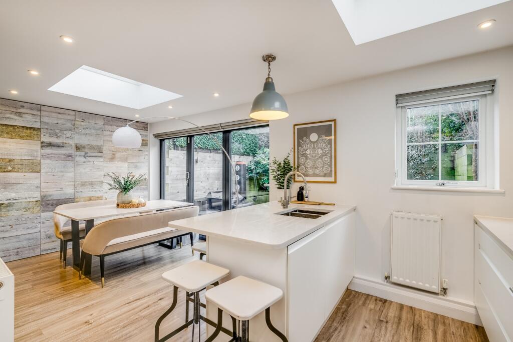 Additional image 26 of Holly Walk, Welwyn Garden City, Hertfordshire, AL8