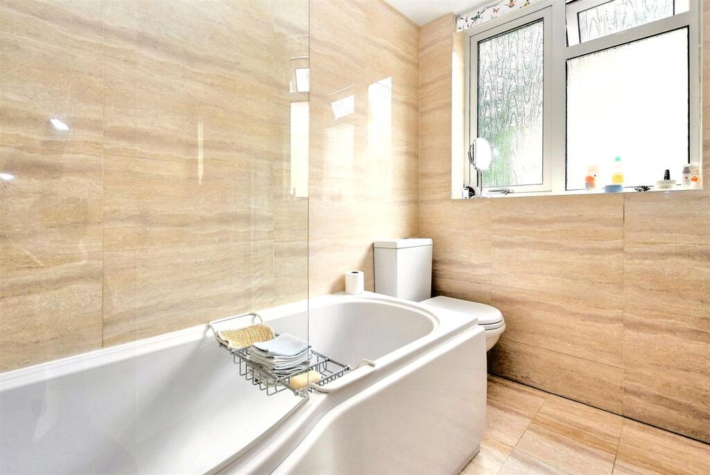 Additional image 12 of Elevated position with the Swiss Valley