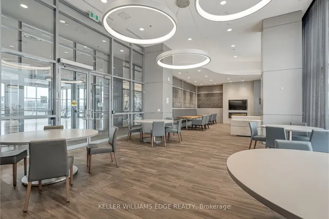 Additional image 35 of 2081 Fairview St Unit 1406