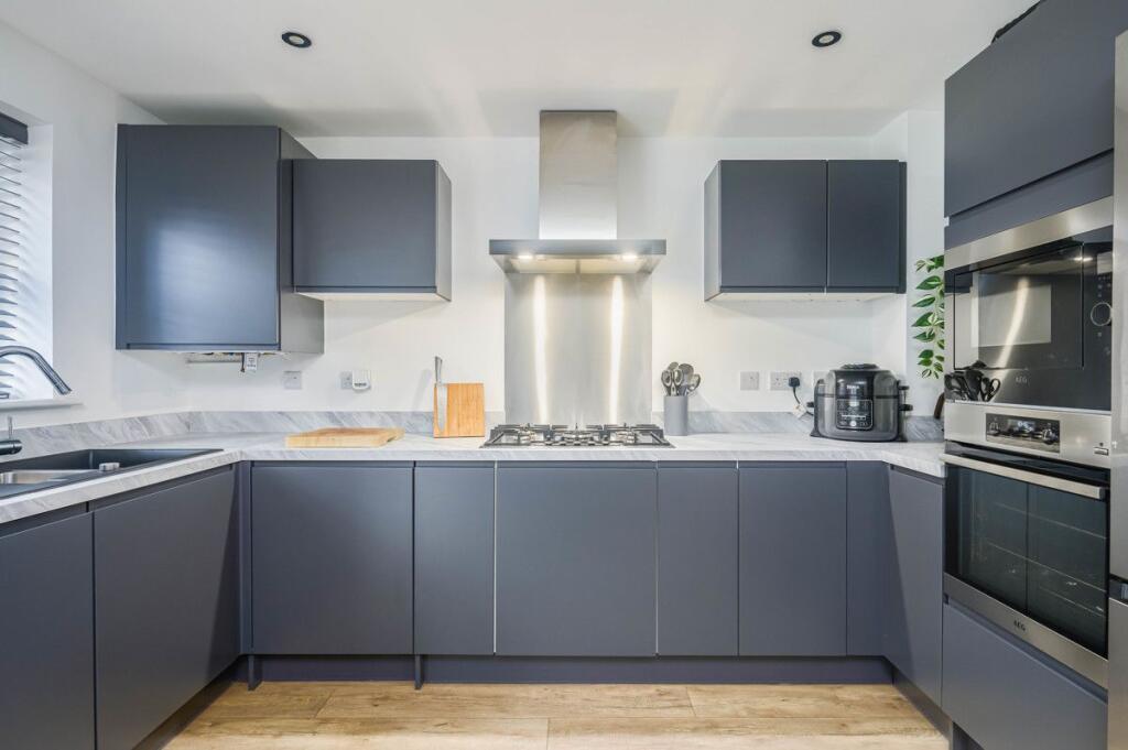 Additional image 5 of Winterfell Road, Drighlington