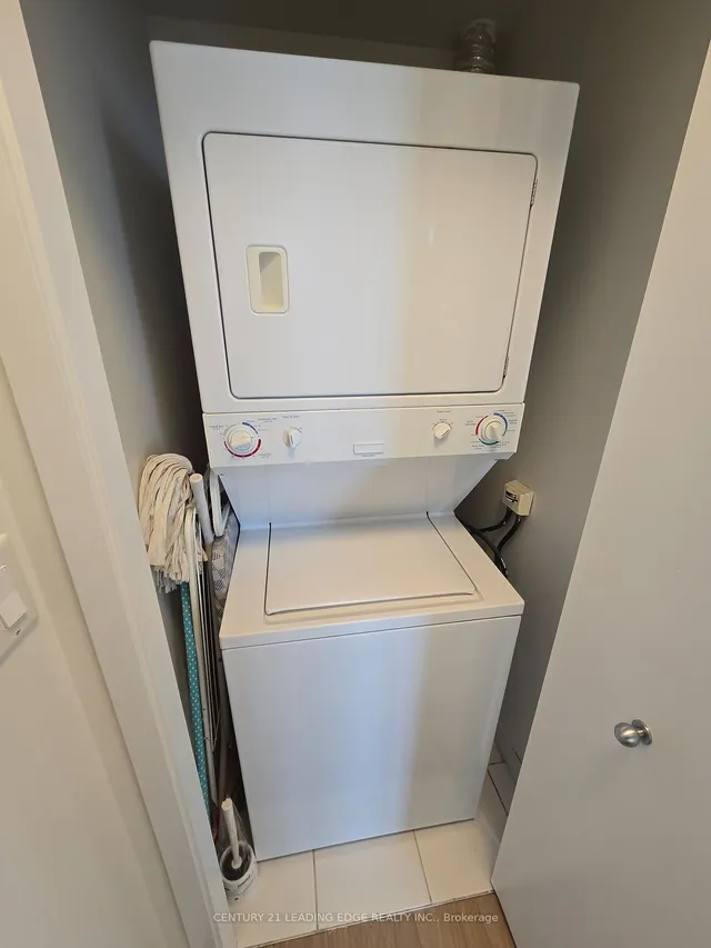 Additional image 24 of 10 Navy Wharf Crt Unit 3511