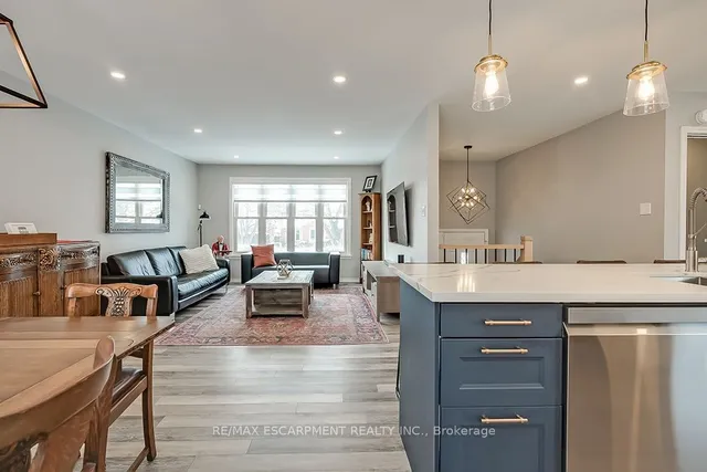 Additional image 21 of 693 Inverary Rd