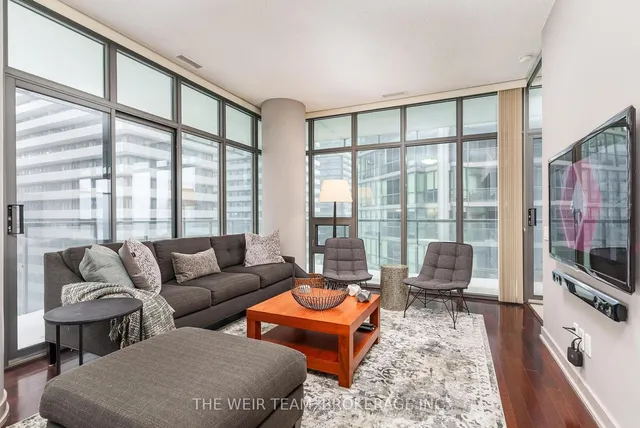 Additional image 9 of 33 Charles St Unit 1411