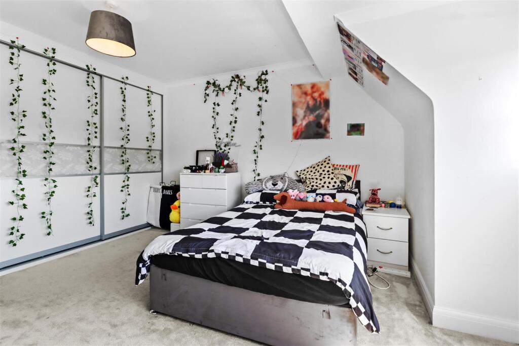 Additional image 25 of Stuart Avenue, Eastbourne