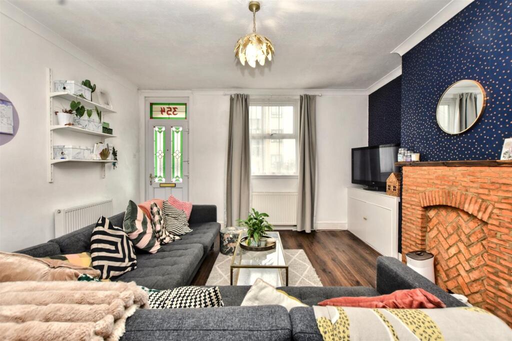 Additional image 2 of Seaside, Eastbourne