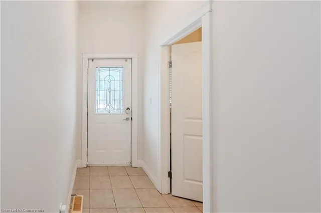 Additional image 6 of 76 Woolwich St Unit 7