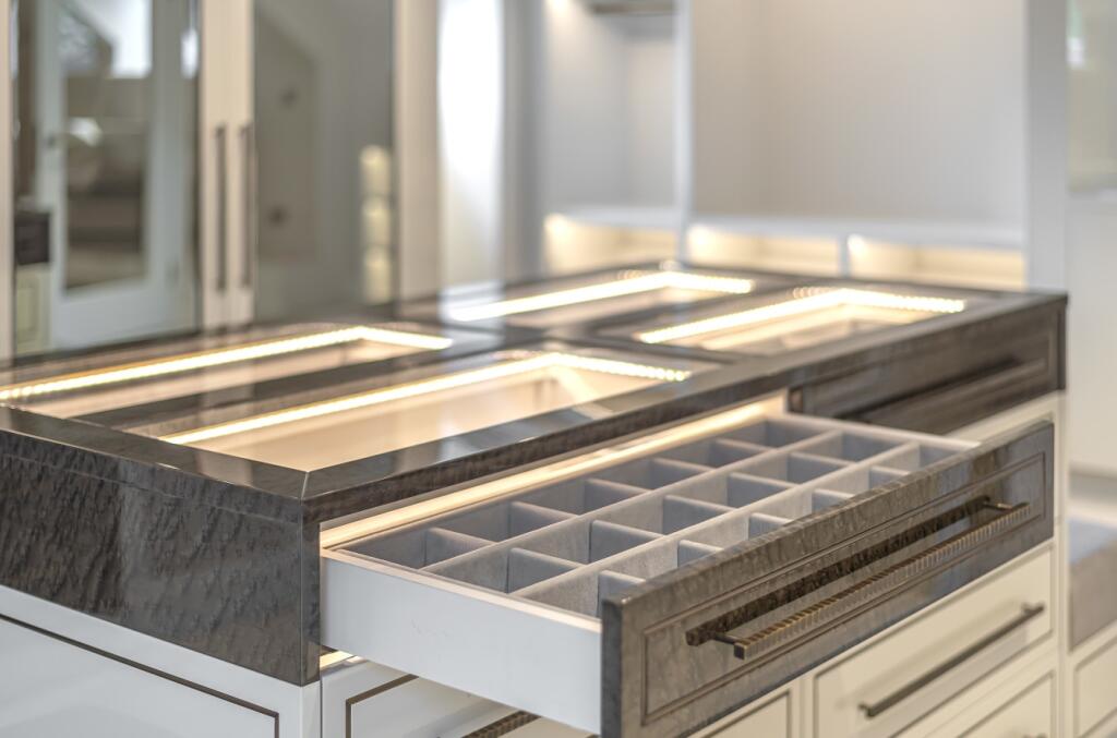 Additional image 29 of Holwood Park Avenue, Keston Park, Locksbottom