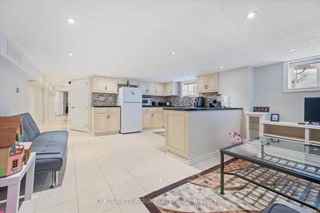 Additional image 32 of 63 Burnaby Blvd