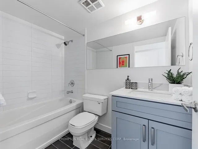 Additional image 11 of 4K Spadina Ave Unit 1002