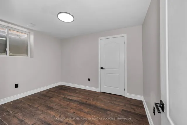 Additional image 33 of 12 Seabrook Pl
