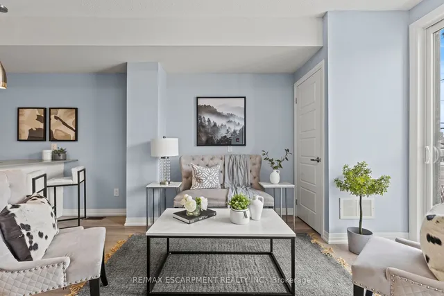 Additional image 11 of 1200 Main St Unit 102