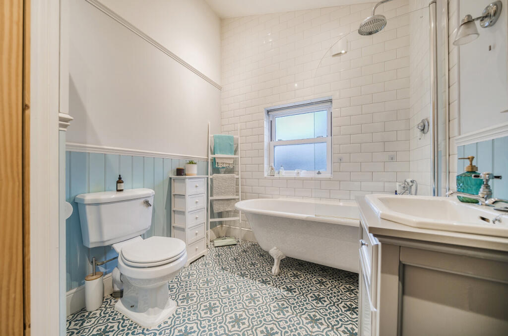 Additional image 10 of Balfour Road, Bromley, BR2