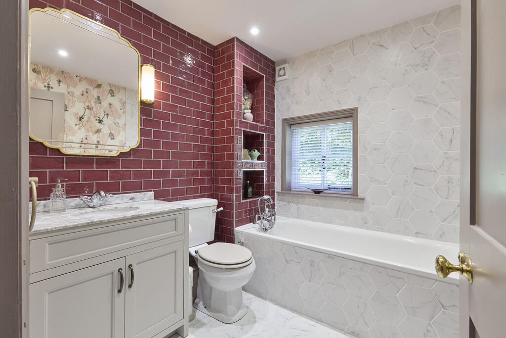 Additional image 16 of Bury Road, Thurlow, Suffolk