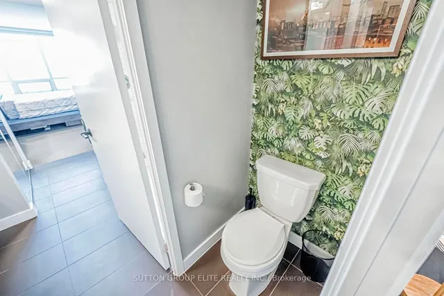 Additional image 31 of 38 Dan Leckie Way Unit 1611