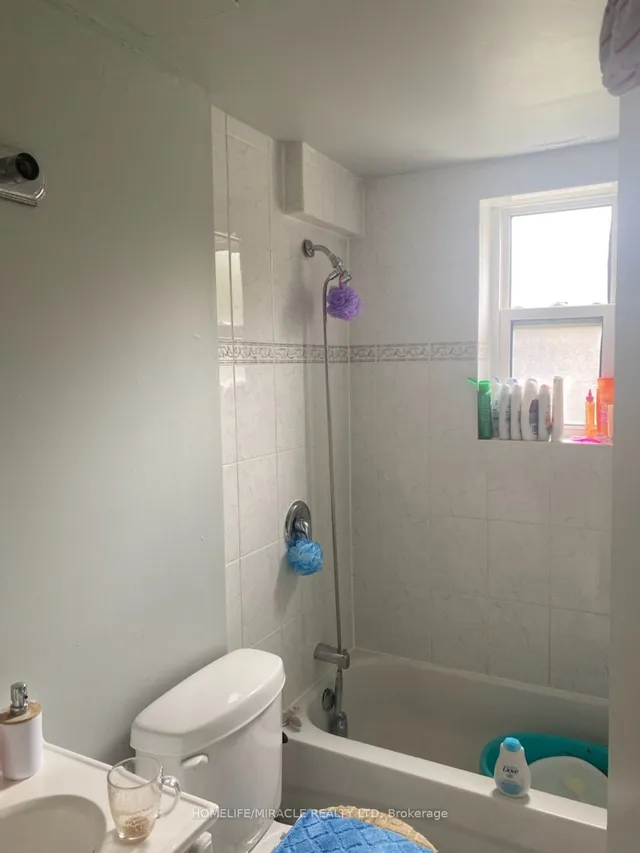 Additional image 14 of 483 Wilson Ave