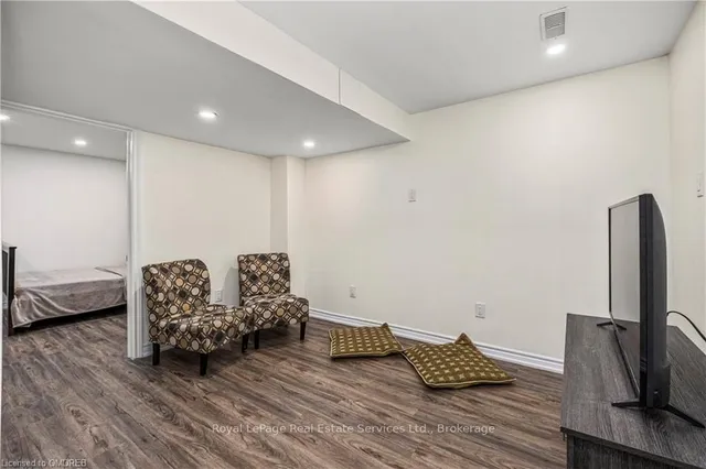 Additional image 25 of 106 HANSON Cres