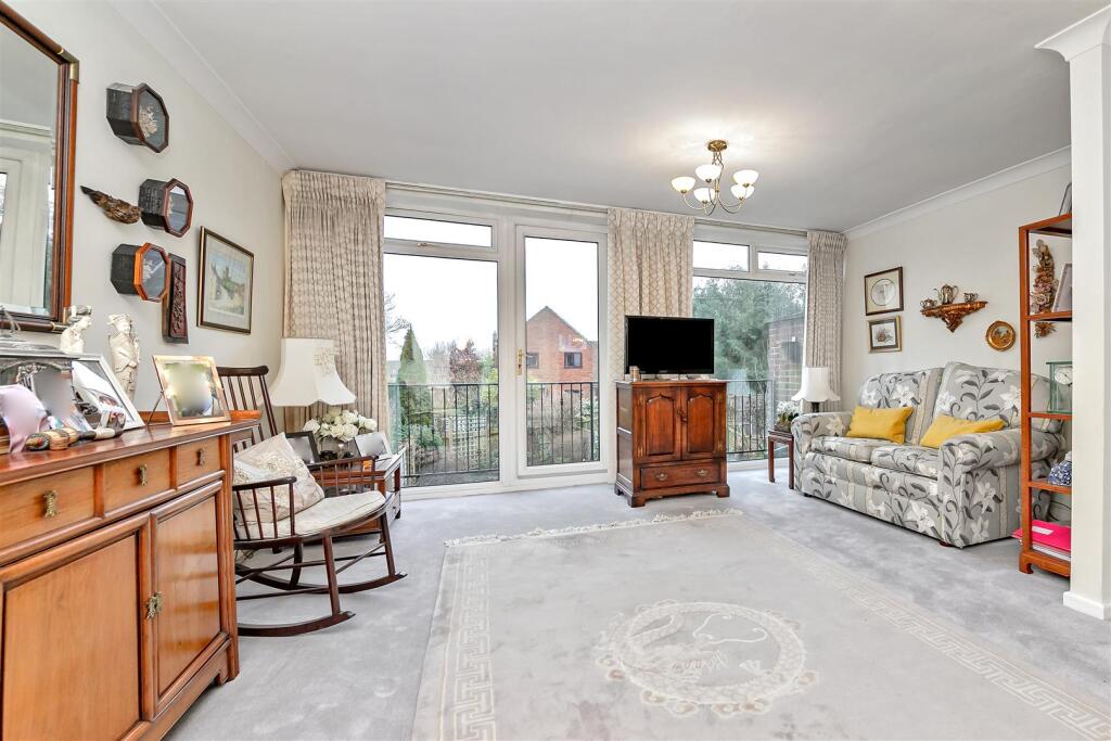Additional image 8 of Granary Close, Wheathampstead