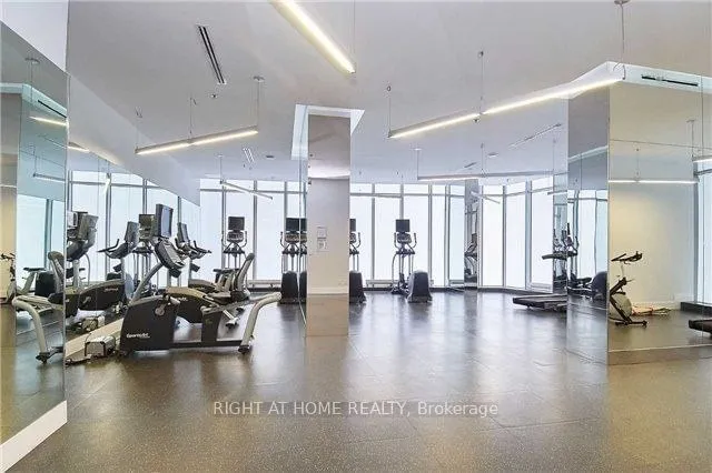 Additional image 17 of 12 York St Unit 5707