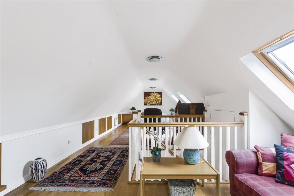 Additional image 35 of Kentish Lane, Brookmans Park, Hertfordshire, AL9